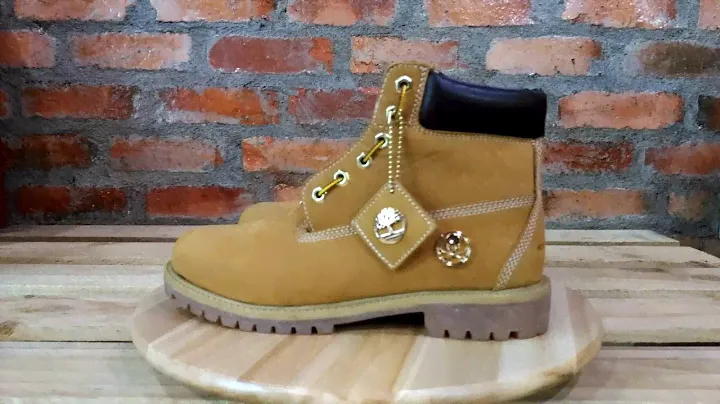 TIMBERLAND X MASTERMIND JAPAN CLASSIC 6" YELLOW PREMIUM BOOT