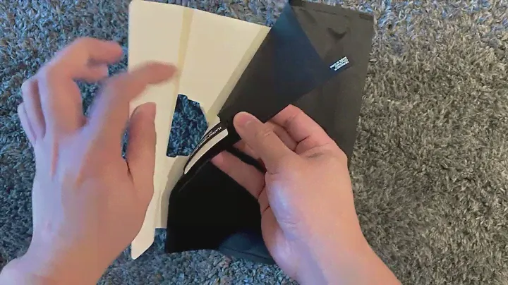 Matador Flatpak Zipper Toiletry Case Unboxing