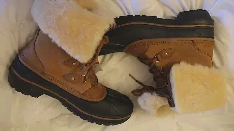 CROCS AllCast II Luxe Snow Boot AMAZON