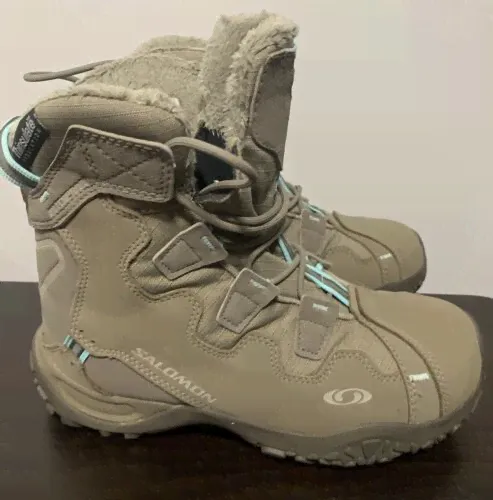 Salomon Snowtrip Womens Size 6.5 Snow Boots Waterproof Thinsulate Beige/ Blue