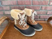 Crocs Allcast Luxe Womens 8 Leather Waterproof Faux Shearling Duck Boots 12812