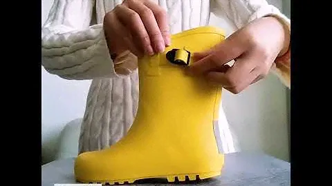 CHILDREN RUBBER RAIN BOOTS