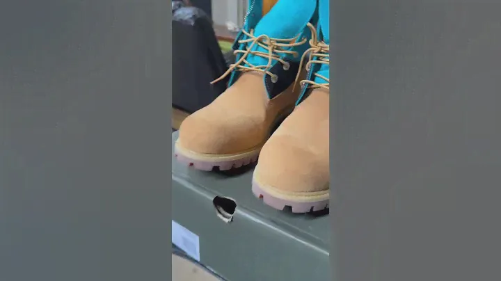 Timberland 6 Inch Premium Wheat Nubuck Boots Unboxing and On Feet