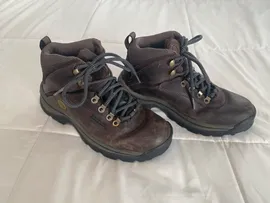 Timberland Women s White Ledge Leather Waterproof Hiking Boots Size 6.5 M 12668